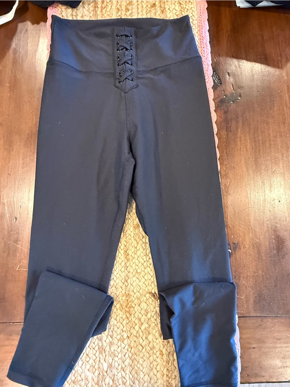 WeWoreWhat Black High-Rise Leggings with Branded Waist